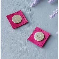 Застёжка магнитная, размер 3х3 см, цвет фуксия 